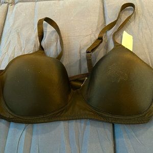 NWT Hanes black bra size 38B